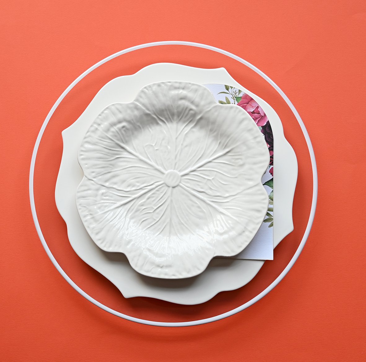 Dinner Plates, Placemats & Under Plates Hire Haus